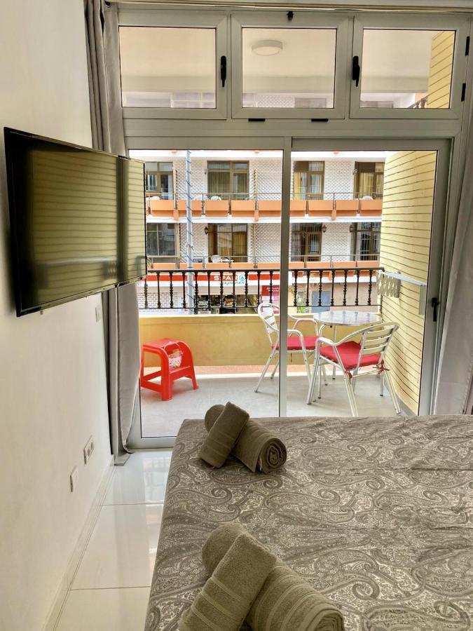 Homeforguest Listen To The Waves By Las Canteras Las Palmas de Gran Canaria Bagian luar foto