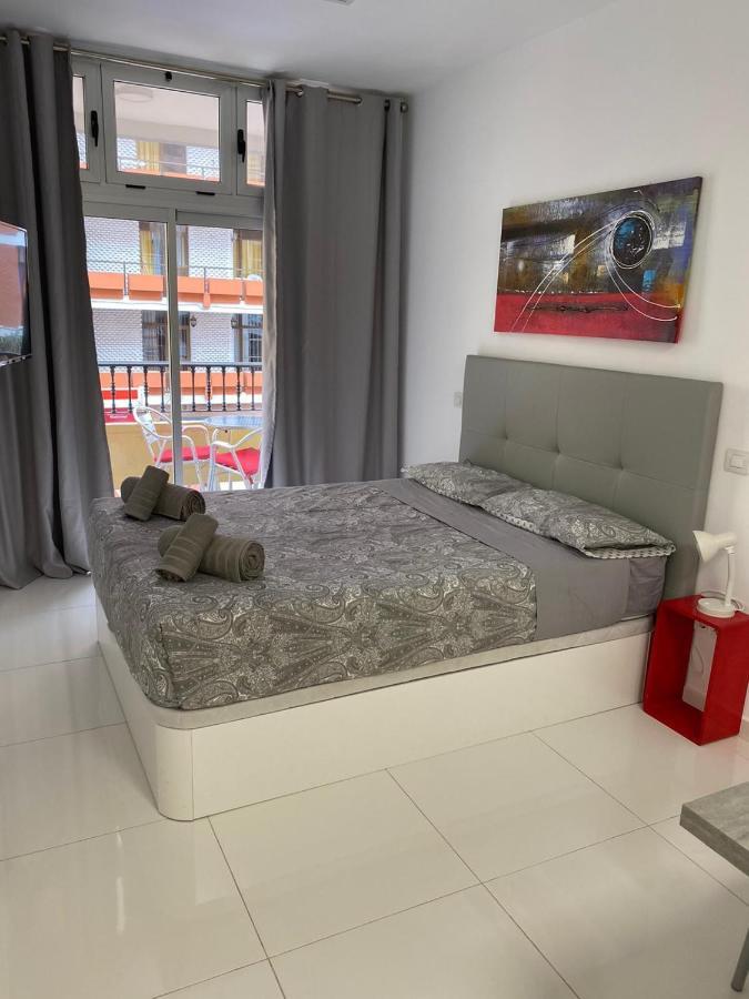 Homeforguest Listen To The Waves By Las Canteras Las Palmas de Gran Canaria Bagian luar foto