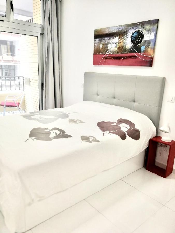 Homeforguest Listen To The Waves By Las Canteras Las Palmas de Gran Canaria Bagian luar foto